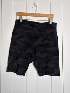 Lululemon Women’s High-Waist Black Camo Bike Shorts Size 16